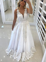 A-Line/Princess Straps Sleeveless Sweep/Brush Train Tulle Lace Prom Dress with Lace Beading