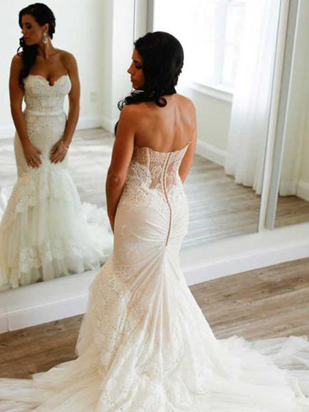 Trumpet/Mermaid Sweetheart Court Train Sleeveless Tulle Bridal Dress