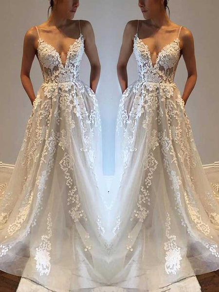 A-Line/Princess Spaghetti Straps Sweep Train Sleeveless Tulle Wedding Dress